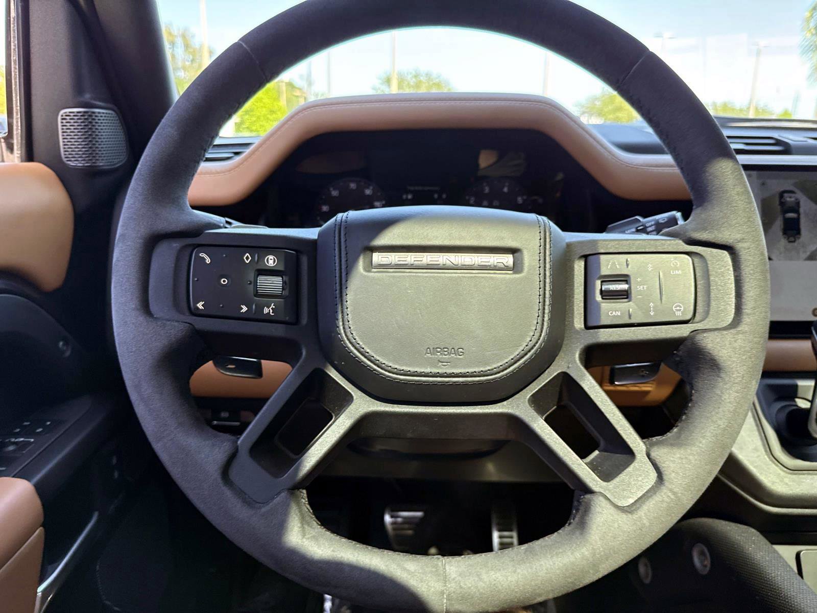 Used 2024 Land Rover Defender 110 Carpathian Edition image 28