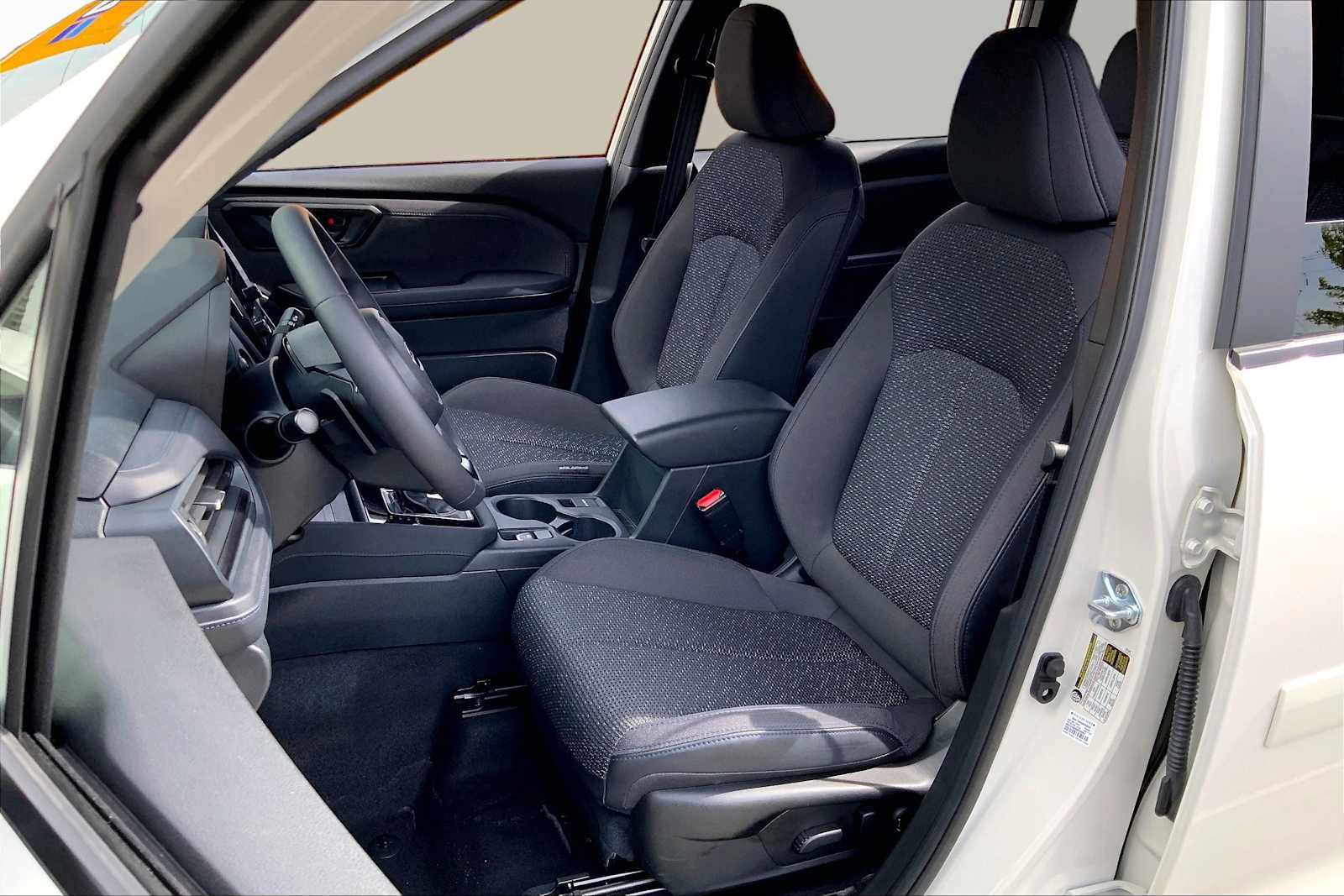 Used 2025 Subaru Forester Premium AWD/4WD image 9