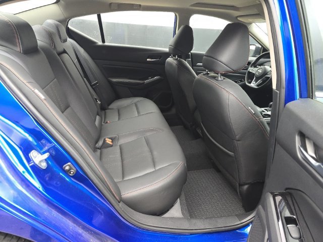Used 2025 Nissan Altima 2.5 SR w/ SR Premium Package FWD image 27