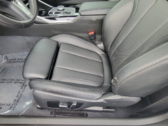 Used 2024 BMW 230i Coupe w/ M Sport Package RWD image 13
