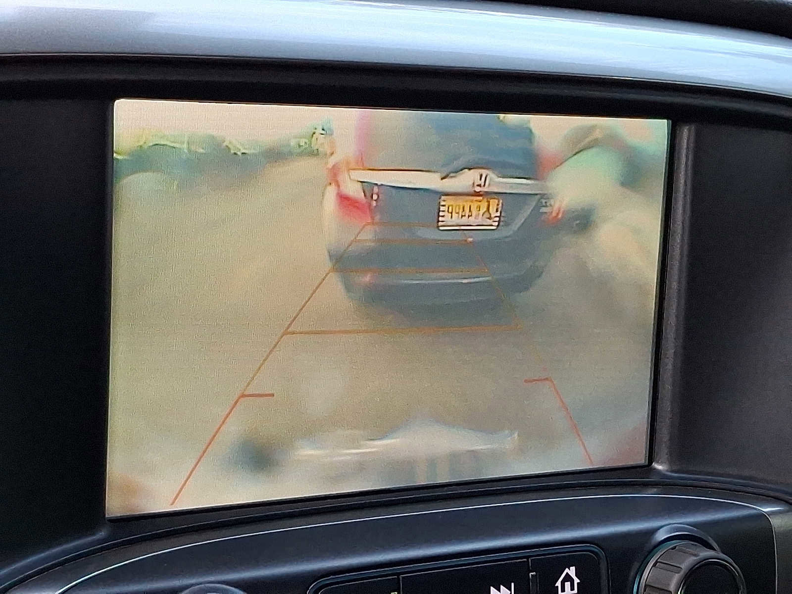 Used 2018 Chevrolet Silverado 1500 LT w/ Max Trailering Package image 11