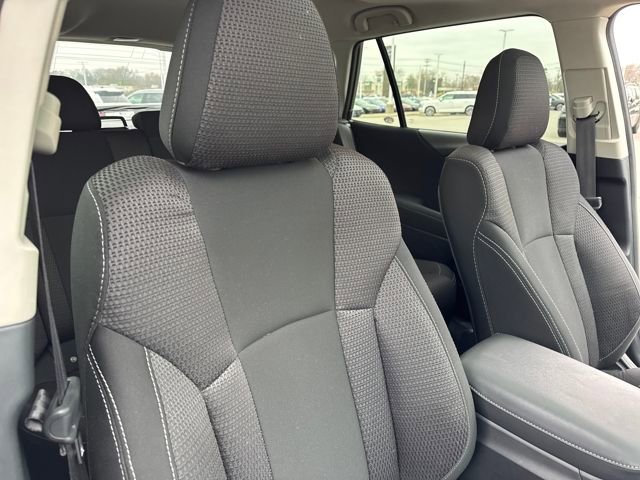 Used 2022 Subaru Outback Premium image 25
