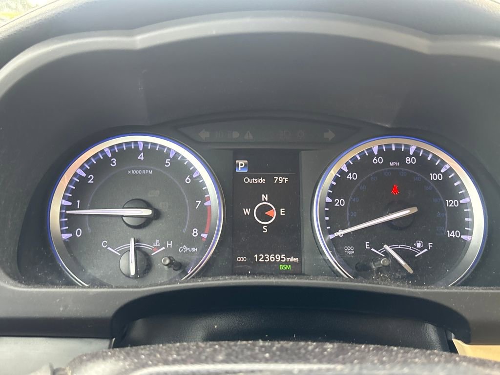 Used 2018 Toyota Highlander XLE image 21