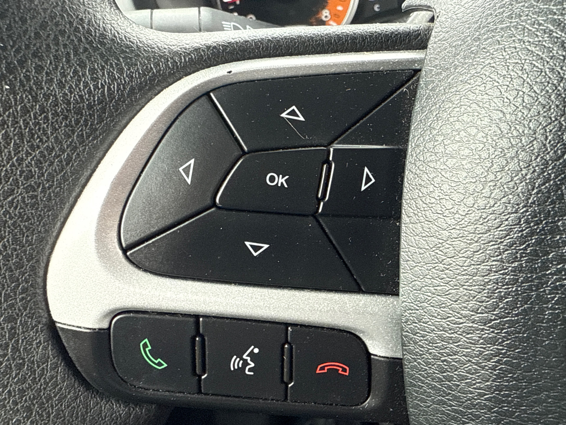 Used 2018 Jeep Renegade Sport w/ Power & Air Group AWD/4WD image 27