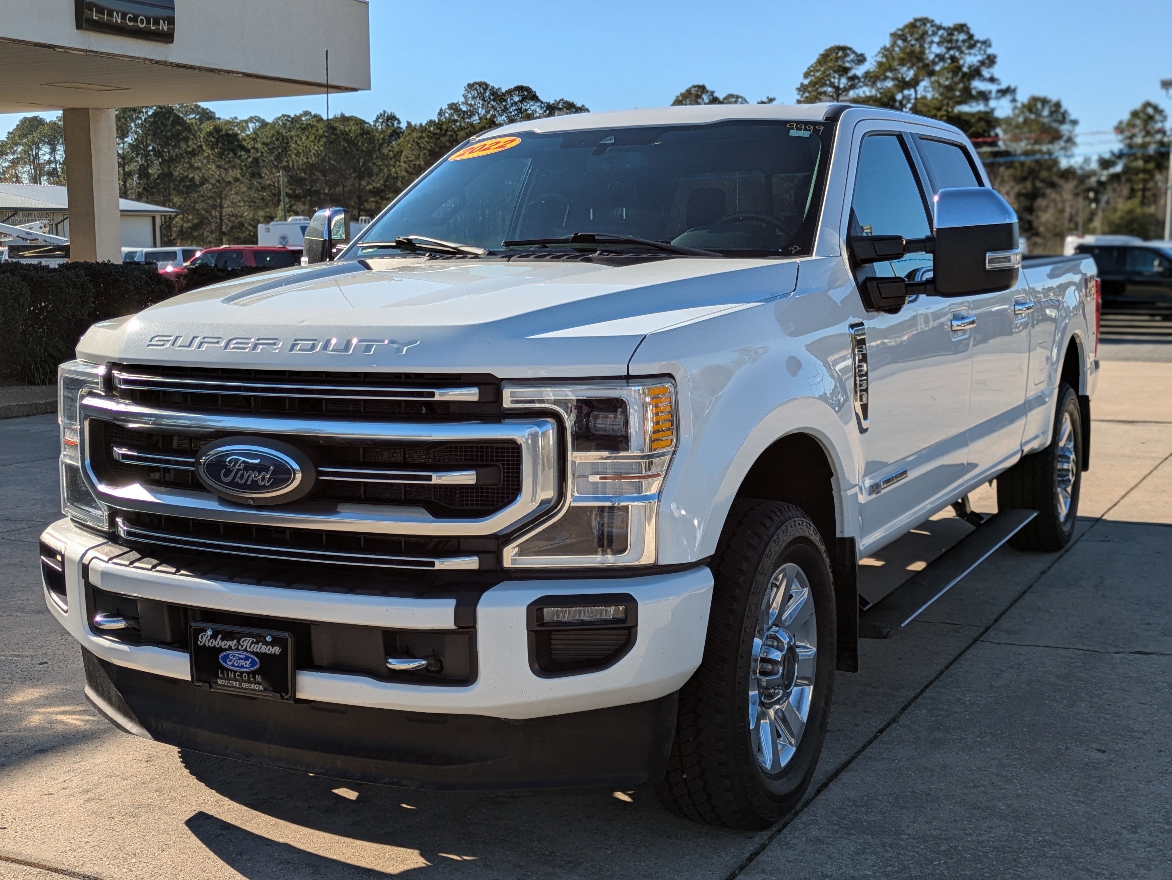 Used 2022 Ford F350 Platinum image 2