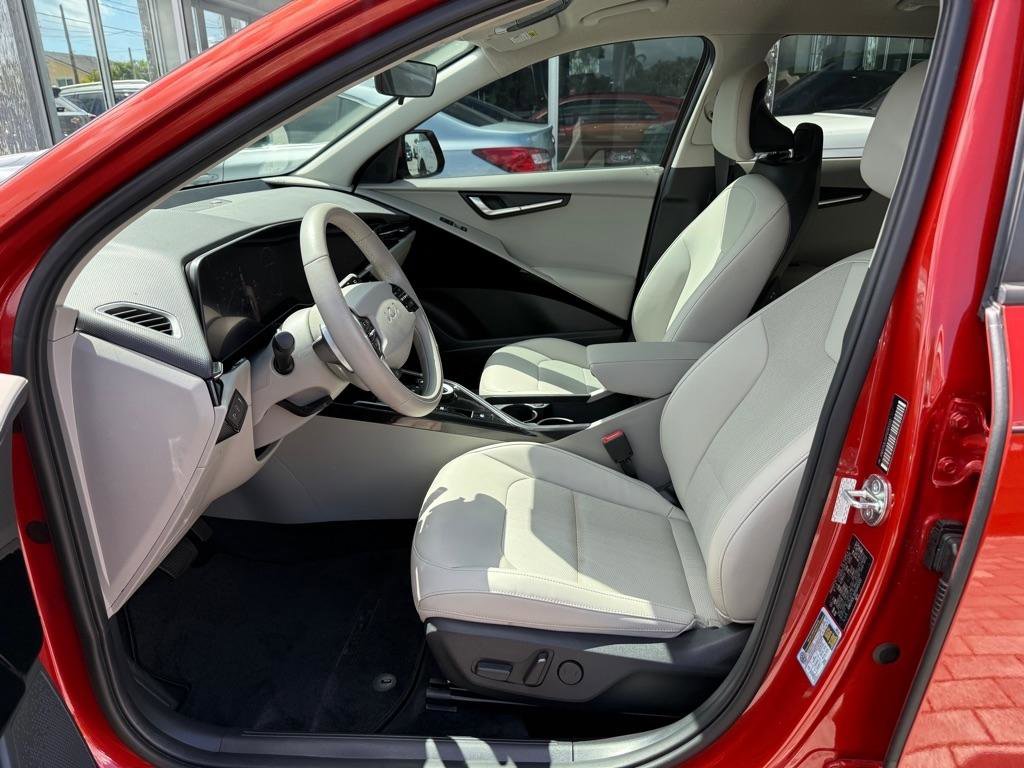 Used 2023 Kia Niro Wind image 29