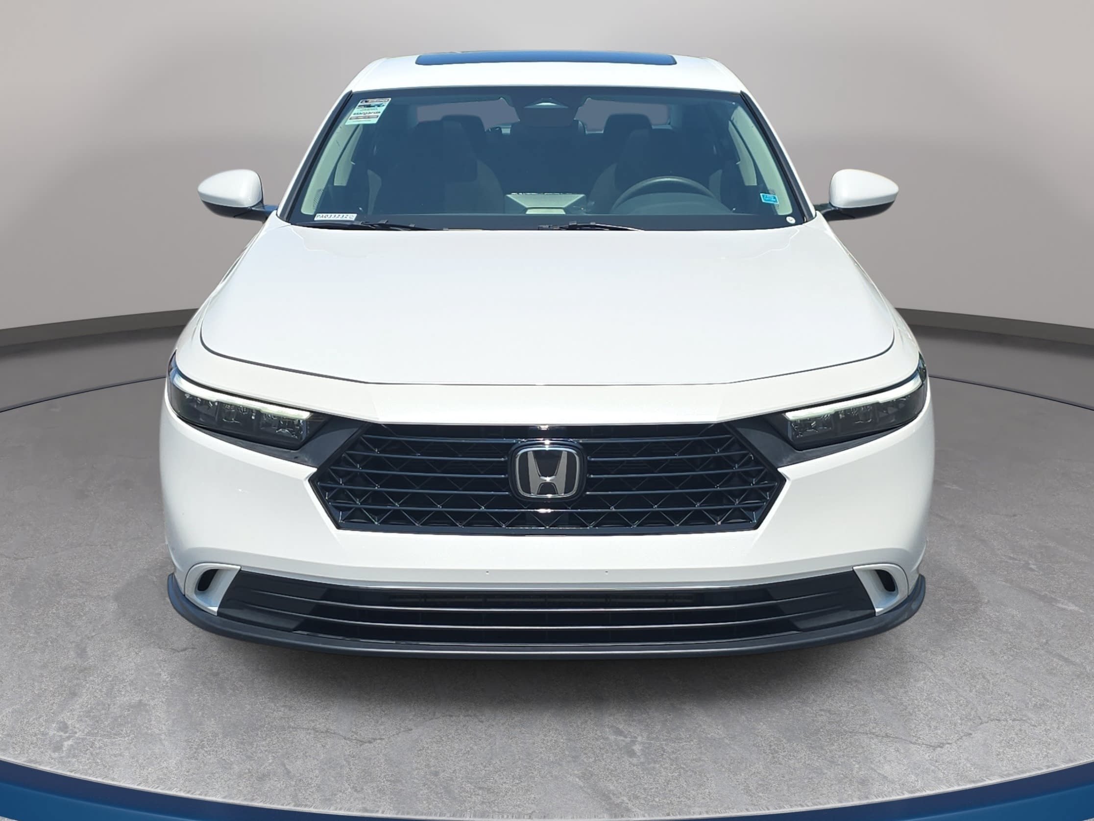 Used 2023 Honda Accord EX image 2