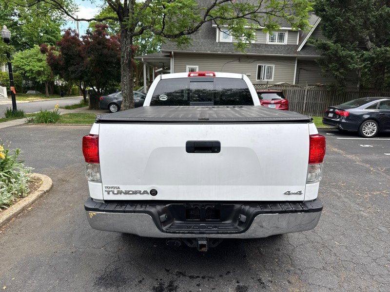 Used 2011 Toyota Tundra 4x4 Double Cab w/ Tow Pkg image 9