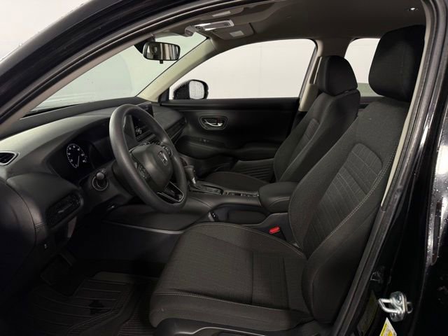 Used 2025 Honda HR-V LX image 14