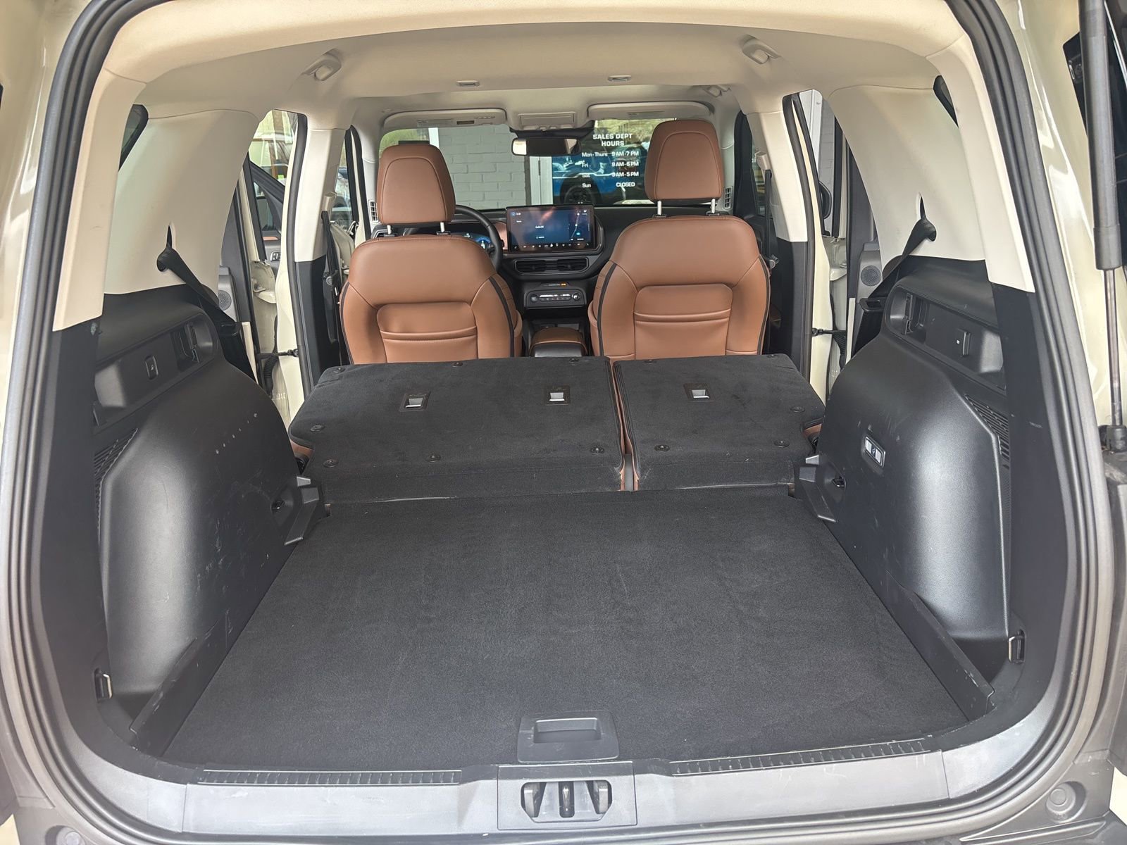 Used 2025 Ford Bronco Sport Outer Banks w/ Outer Banks Tech Package+ AWD/4WD image 42