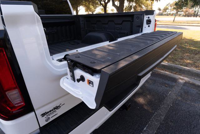 Used 2023 GMC Sierra 1500 Denali w/ Denali Reserve Package image 12