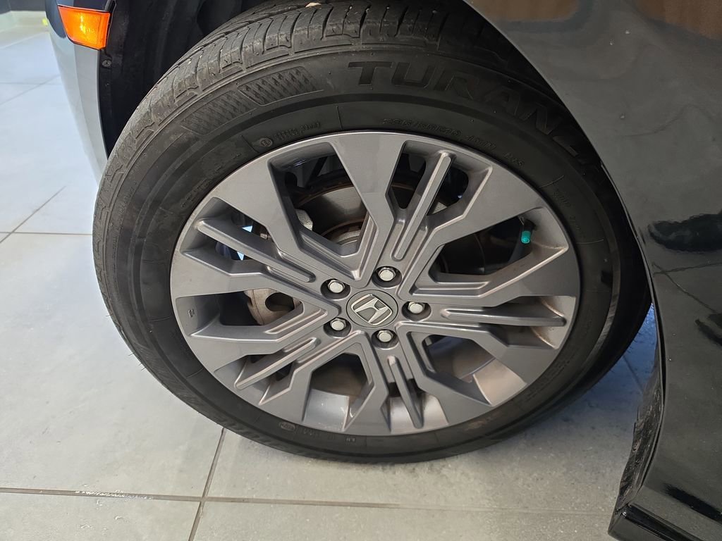 Used 2025 Honda Odyssey Touring image 35