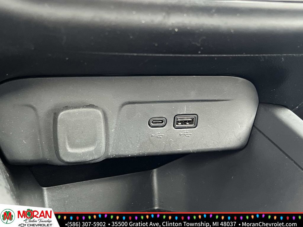 Certified 2024 Chevrolet Trax RS w/ Driver Confidence Package image 26