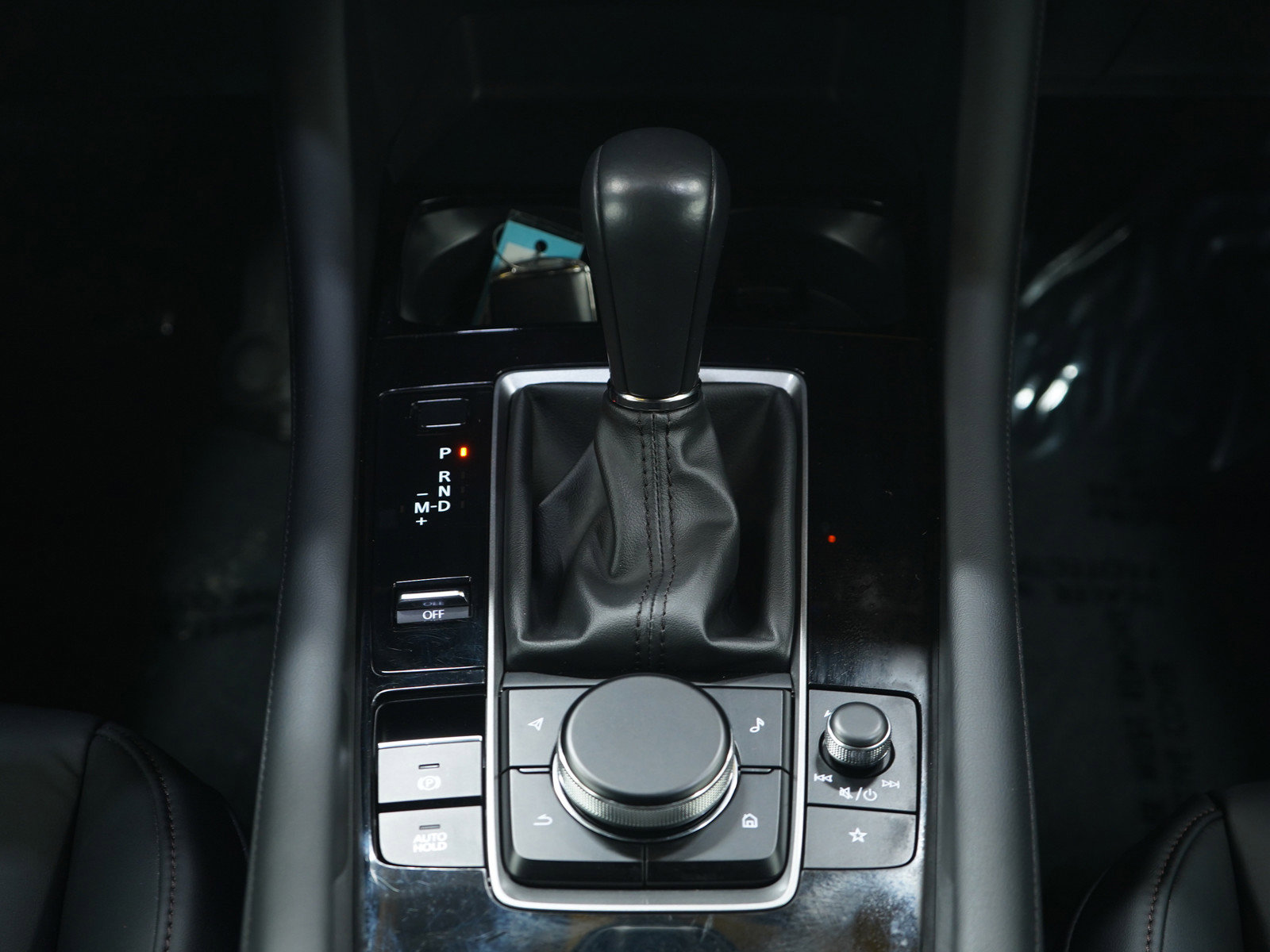 Used 2024 MAZDA MAZDA3 s image 18