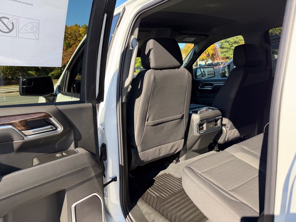 New 2026 GMC Sierra 1500 Elevation w/ Preferred Package AWD/4WD image 17