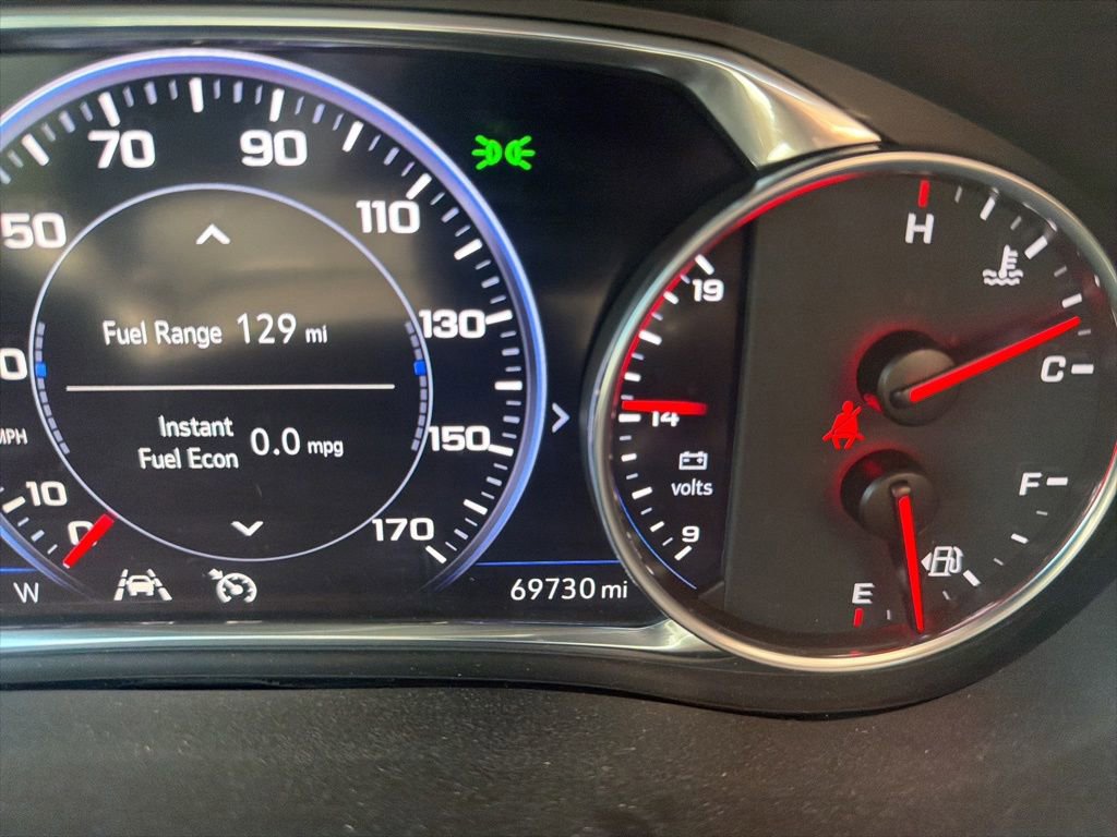 Used 2023 Chevrolet Traverse High Country FWD image 20
