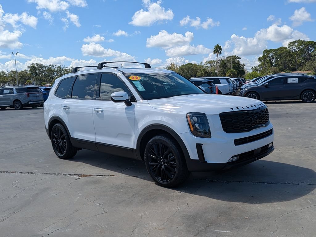 Certified 2022 Kia Telluride SX w/ Towing Package FWD image 2