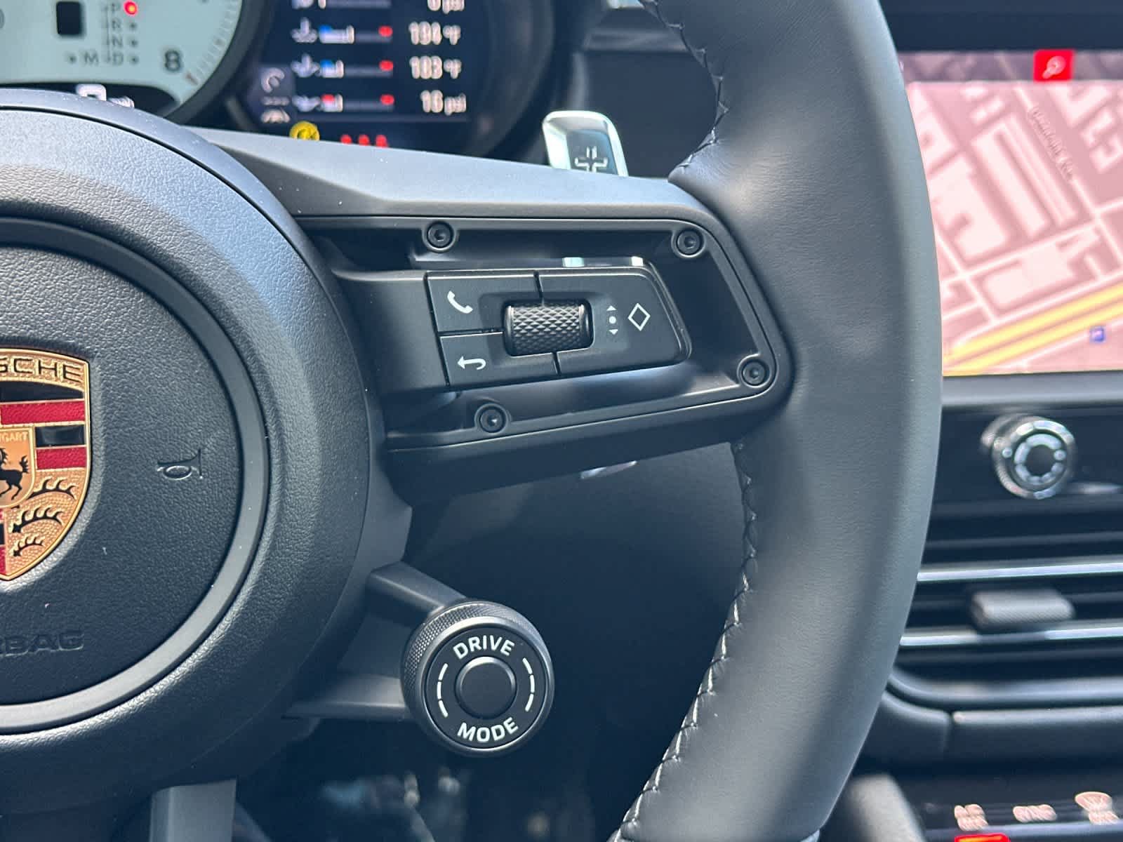 New 2026 Porsche Macan GTS AWD/4WD image 28