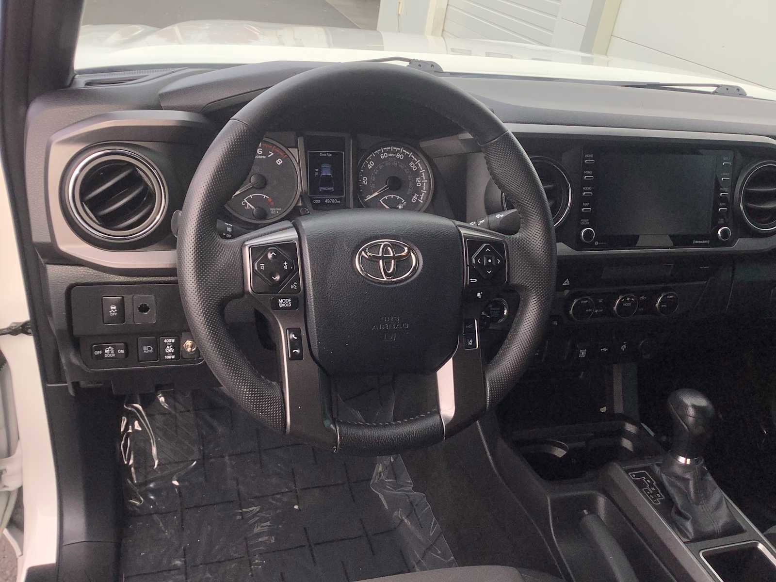 Used 2023 Toyota Tacoma TRD Off-Road image 10
