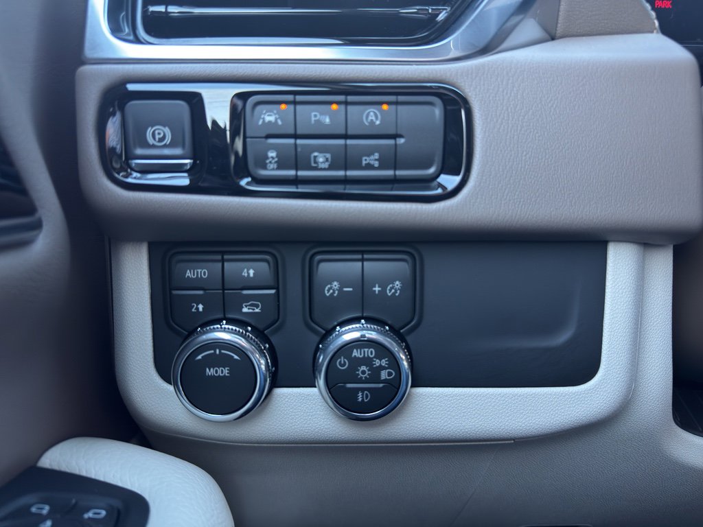 New 2026 GMC Yukon Denali w/ LPO, Floor Liner Package image 27