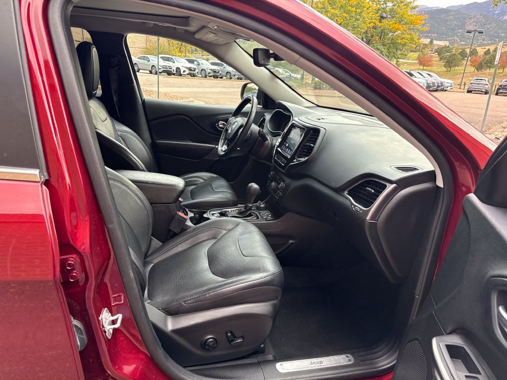 Used 2021 Jeep Cherokee Limited AWD/4WD image 30