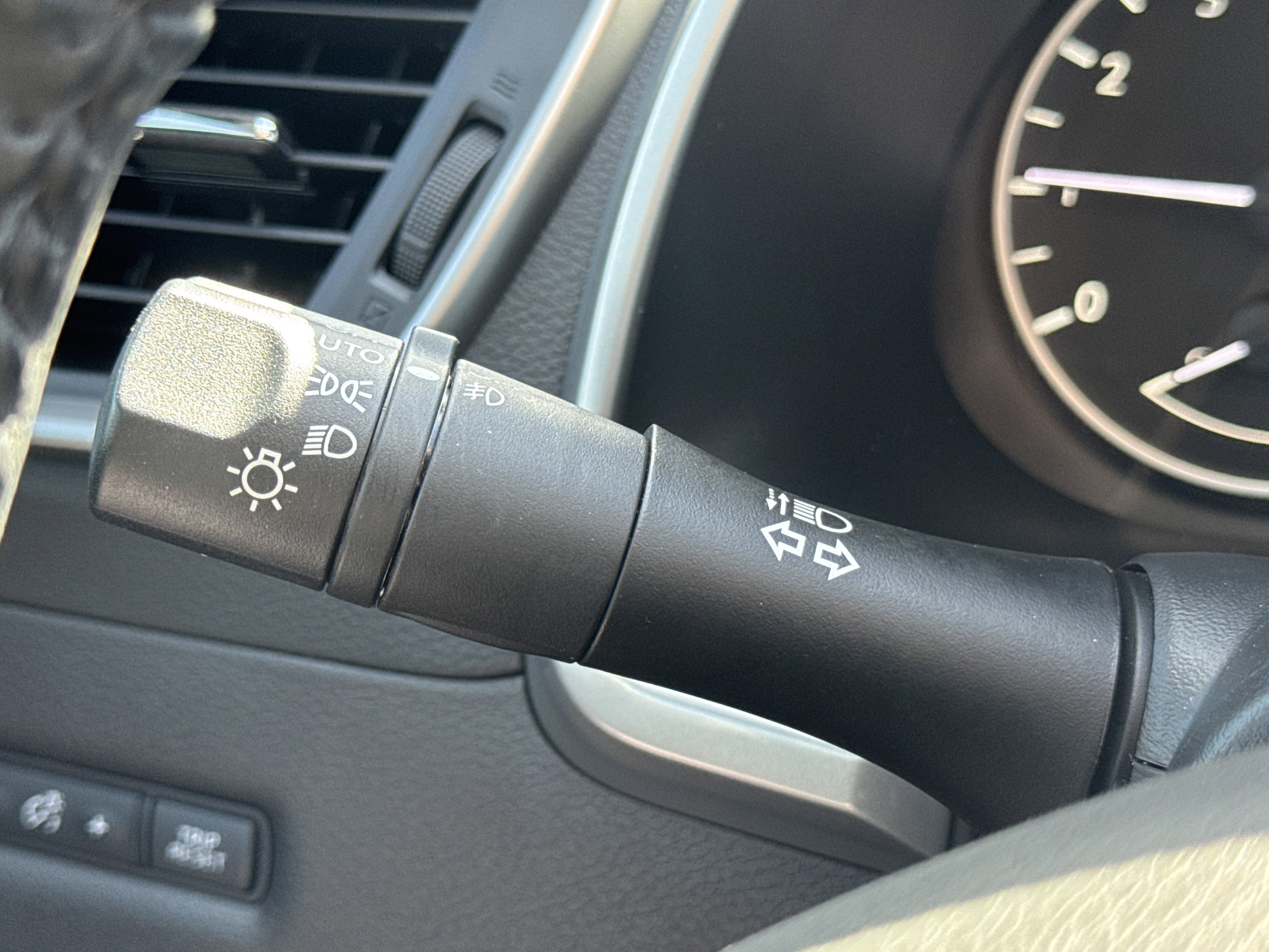 Used 2024 Nissan Murano Platinum w/ Cargo Package image 16