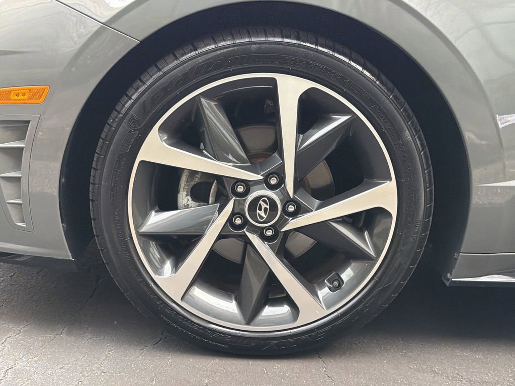 Used 2022 Hyundai Sonata SEL Plus w/ Preferred Accessory Package image 11