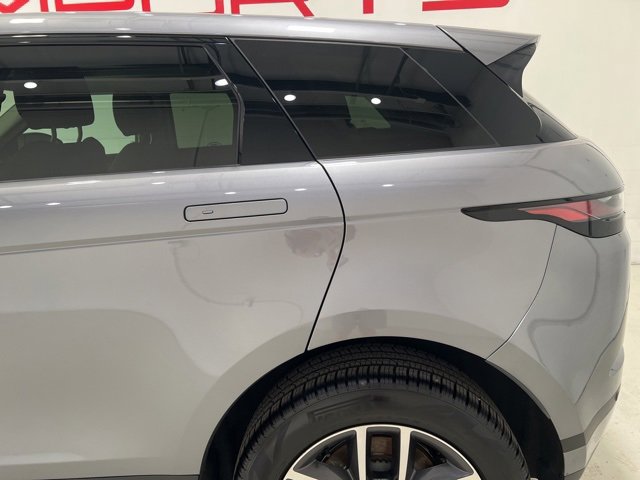 Used 2025 Land Rover Range Rover Evoque S image 10