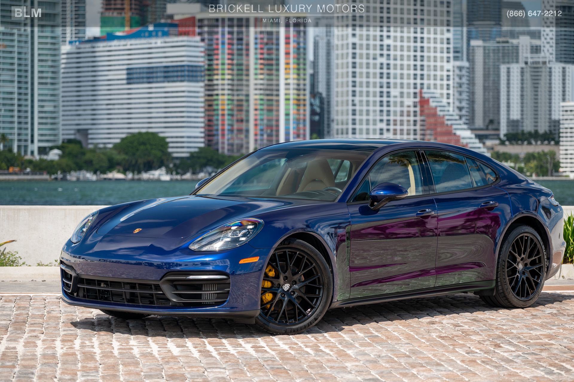 Used 2022 Porsche Panamera image 9