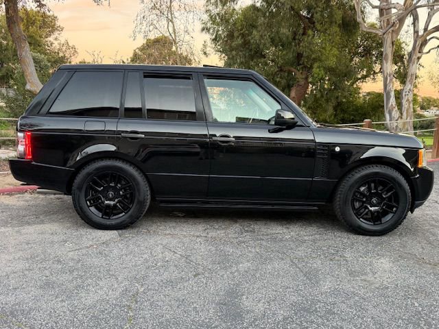 Used 2010 Land Rover Range Rover Supercharged image 33