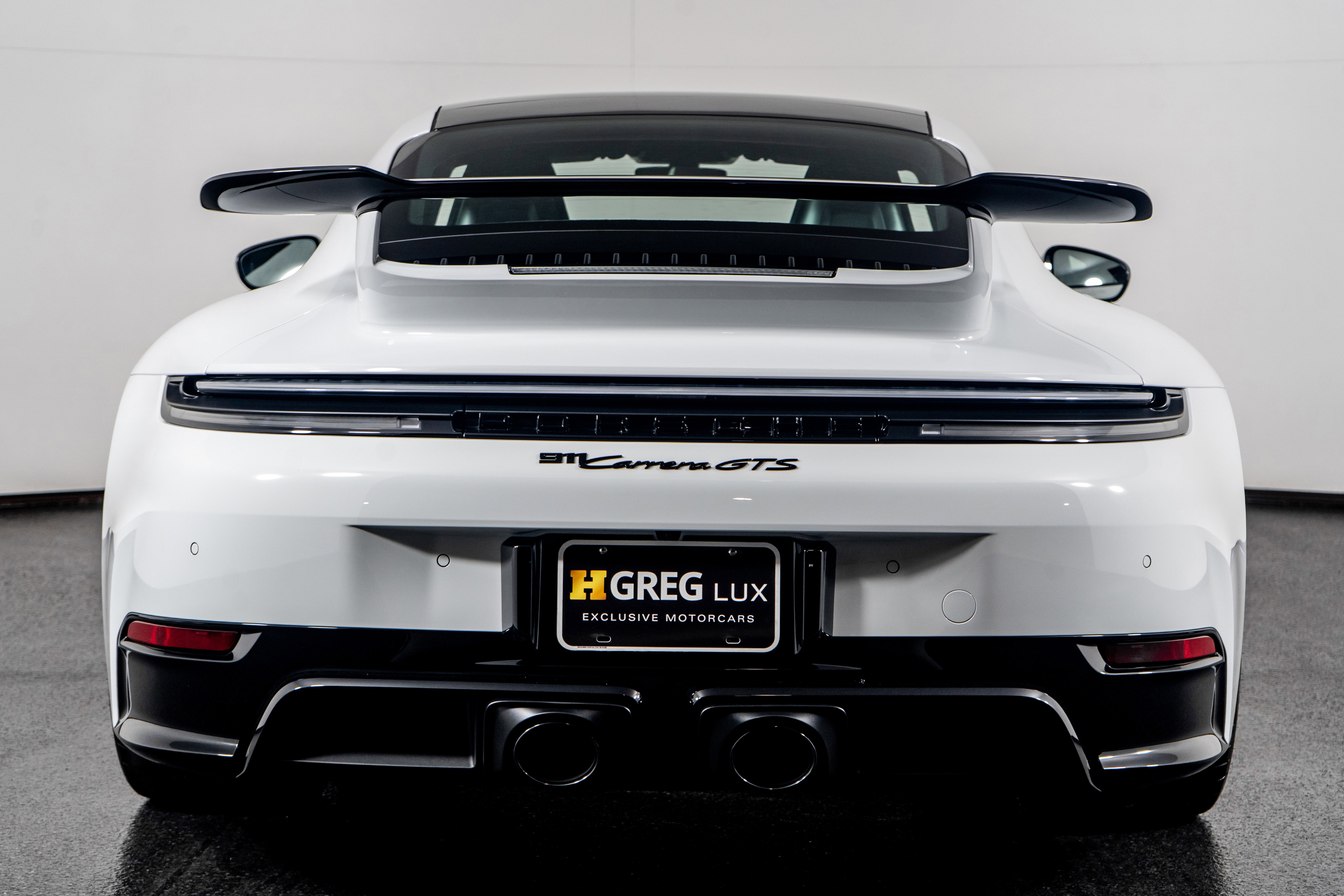 Used 2025 Porsche 911 Carrera GTS w/ Premium Package image 12