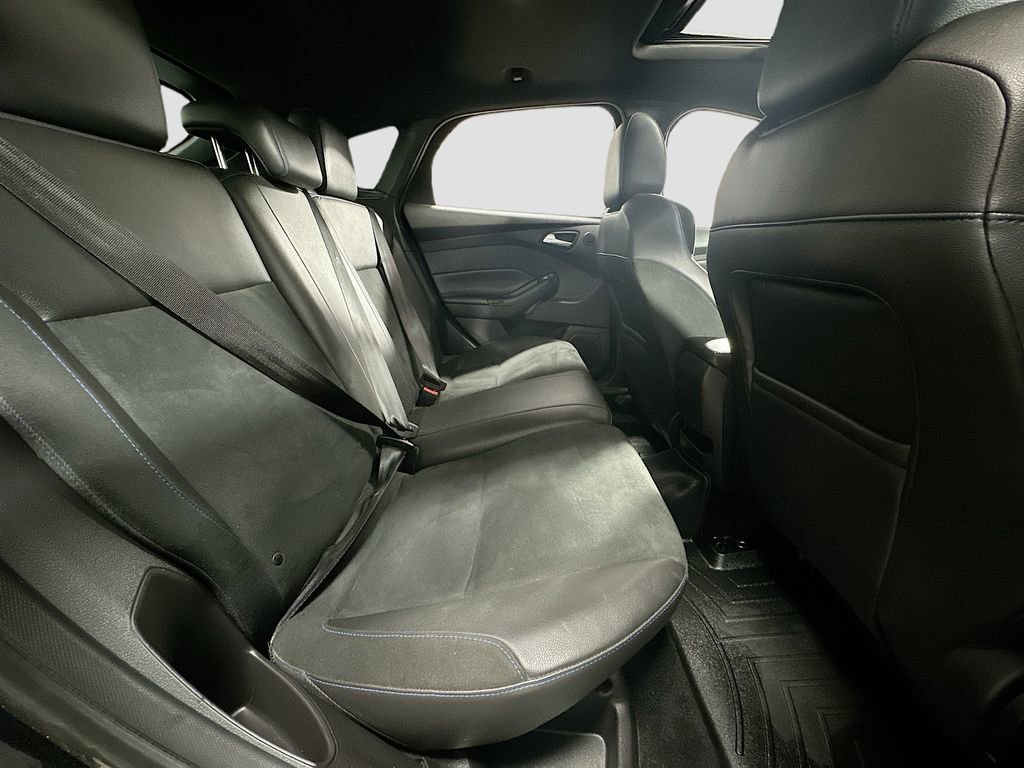 Used 2016 Ford Focus RS image 29