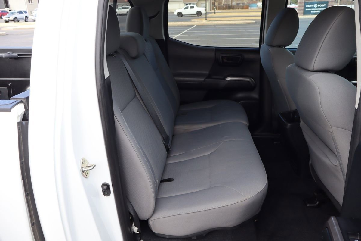 Used 2017 Toyota Tacoma SR5 w/ Tow Package image 21