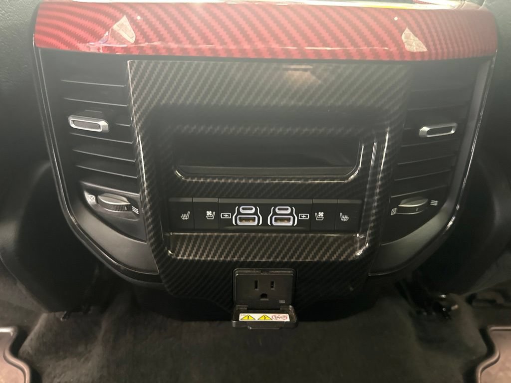 Used 2023 RAM 1500 Limited w/ Body Color Bumper Group AWD/4WD image 15