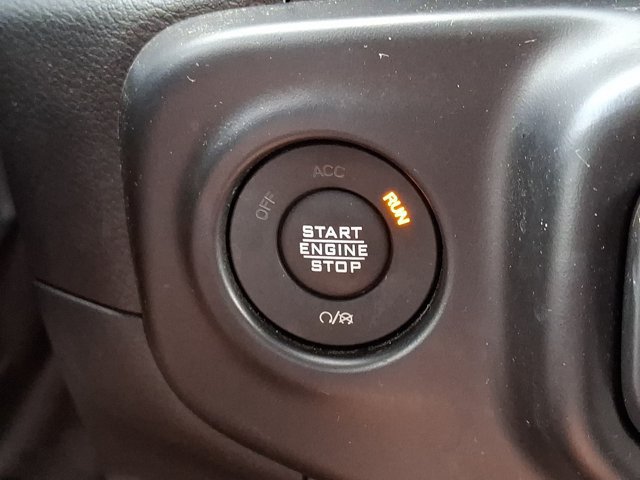 Used 2022 Jeep Gladiator Mojave w/ Cold Weather Group AWD/4WD image 28
