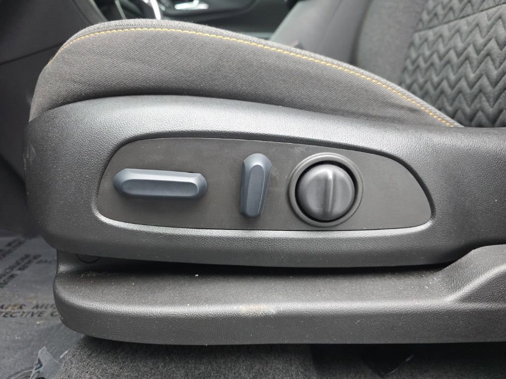 Certified 2023 Chevrolet Equinox LT AWD/4WD image 22