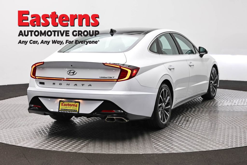 Used 2022 Hyundai Sonata Limited FWD image 5
