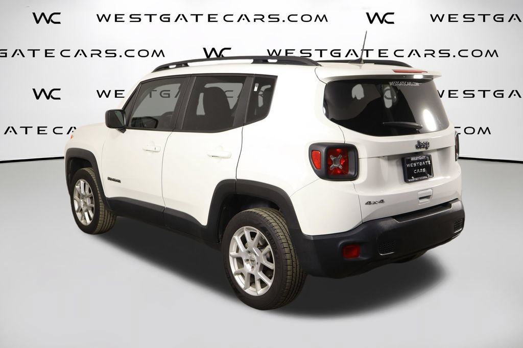 Used 2023 Jeep Renegade Latitude w/ Sun & Fun Group AWD/4WD image 46