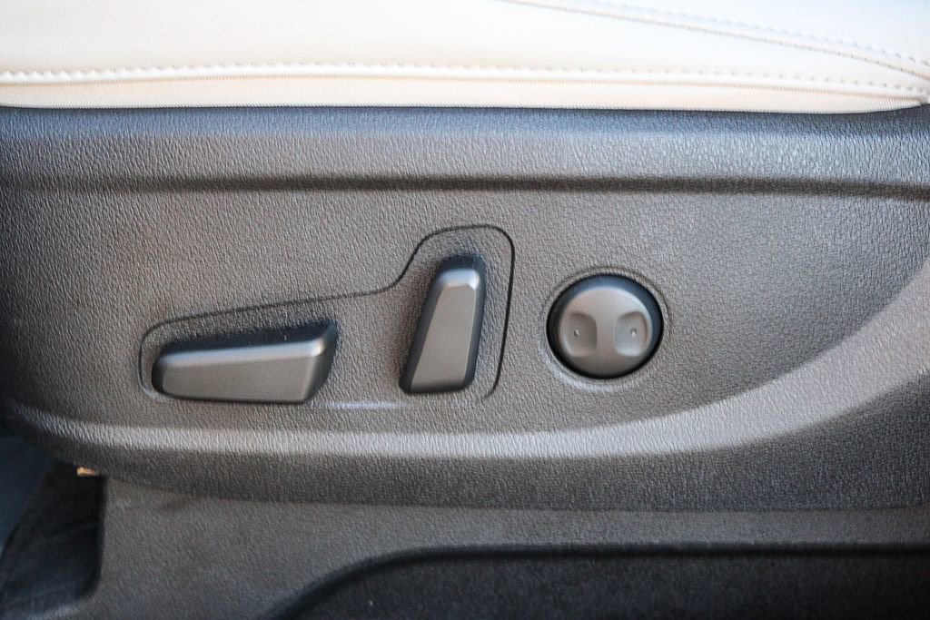 Used 2025 Kia Telluride S image 21