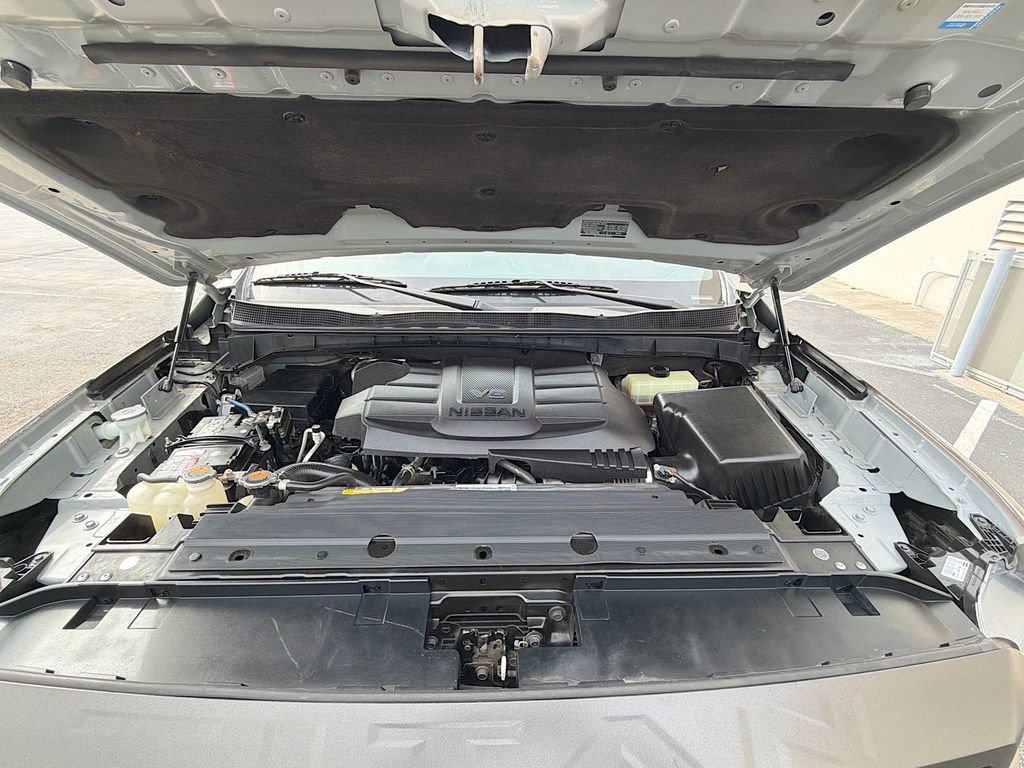 Used 2023 Nissan Titan PRO-4X w/ Pro-4x Convenience Package AWD/4WD image 30