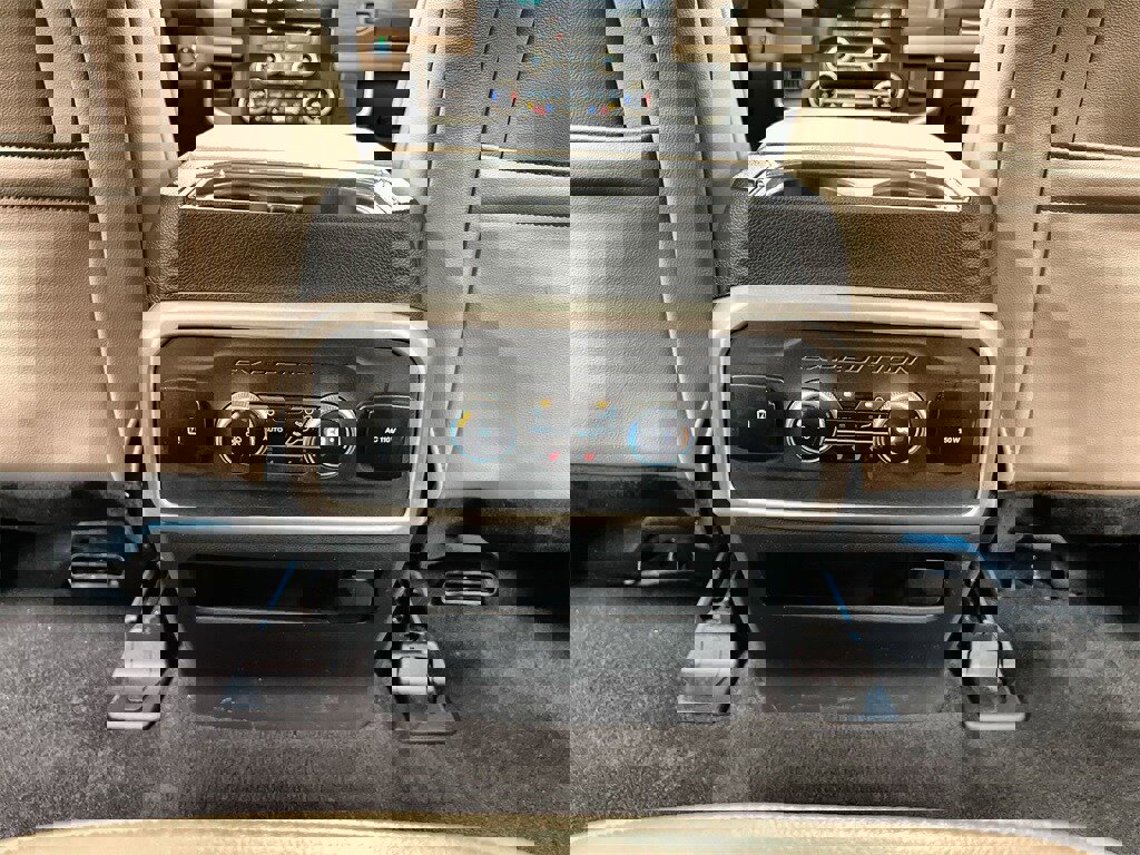 Used 2024 Ford Expedition Max Limited image 21