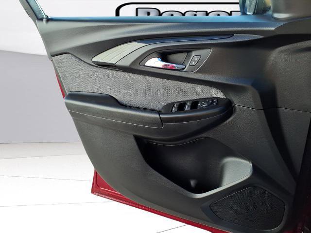 Used 2021 Chevrolet TrailBlazer LT w/ Convenience Package image 19