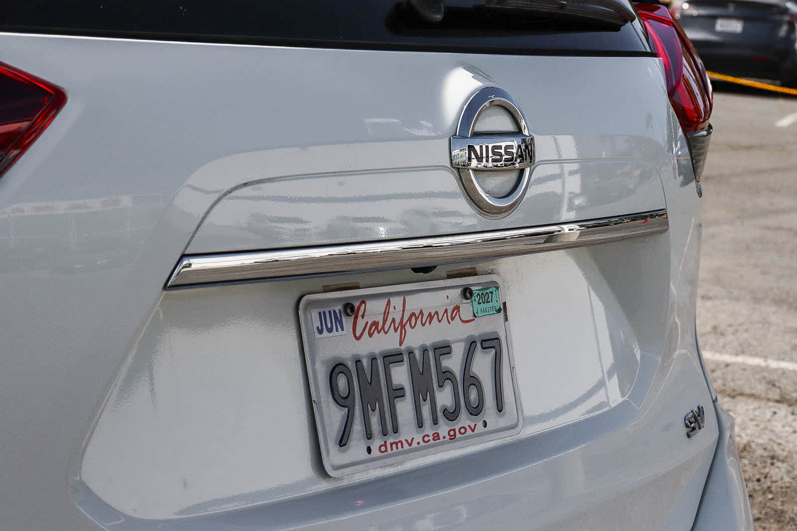 Used 2017 Nissan Rogue SV FWD image 12