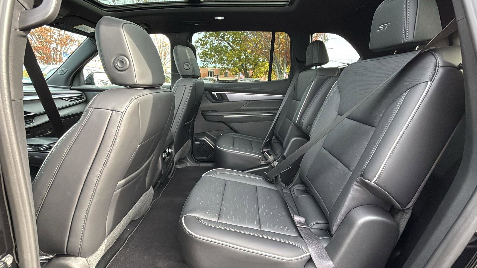 New 2026 Buick Enclave Sport Touring w/ Super Cruise Package image 28