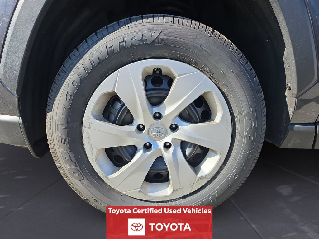 Certified 2024 Toyota RAV4 LE AWD/4WD image 16