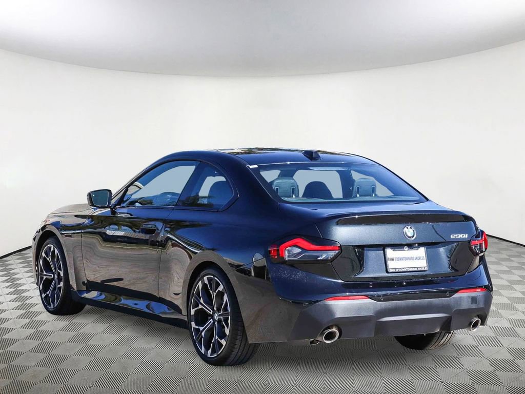 Used 2025 BMW 230i 230i w/ Premium Package image 6