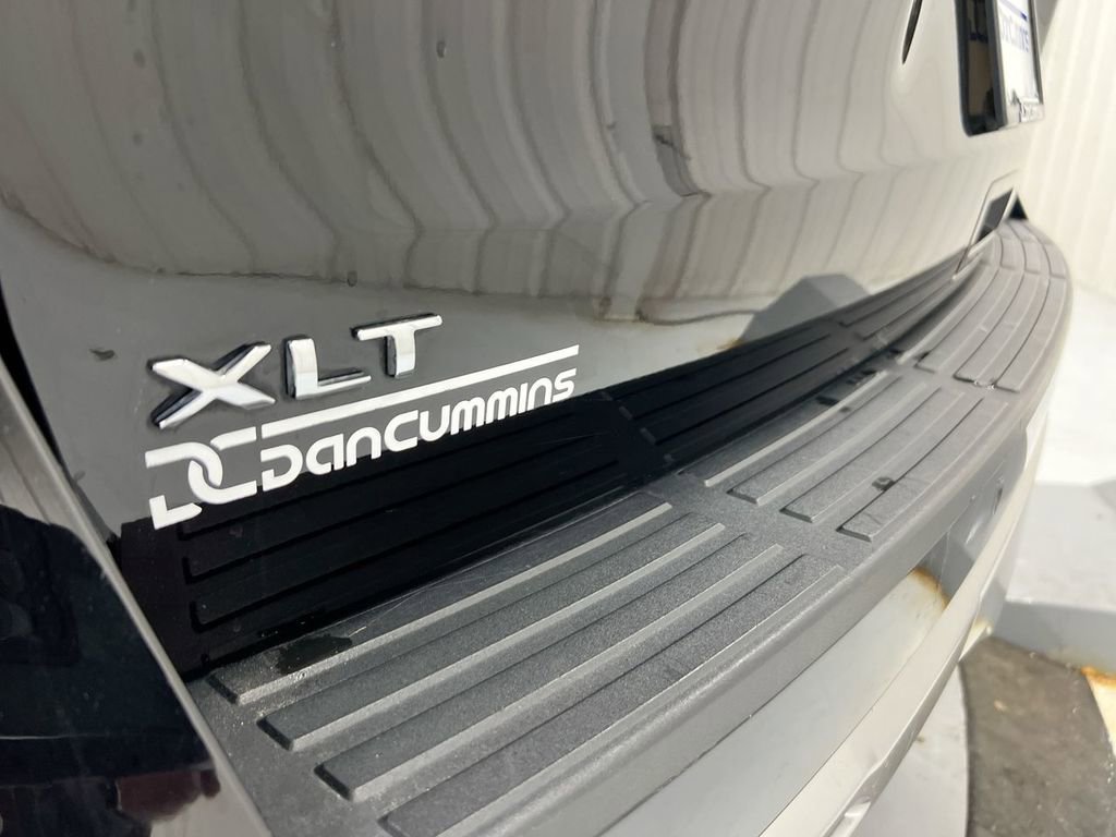 Used 2024 Ford Expedition XLT image 27