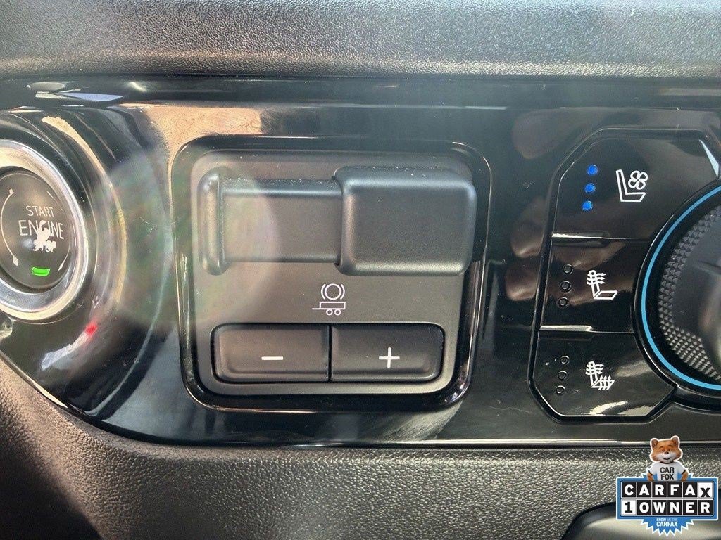 Certified 2024 Chevrolet Silverado 2500 LTZ w/ LTZ Plus Package AWD/4WD image 20