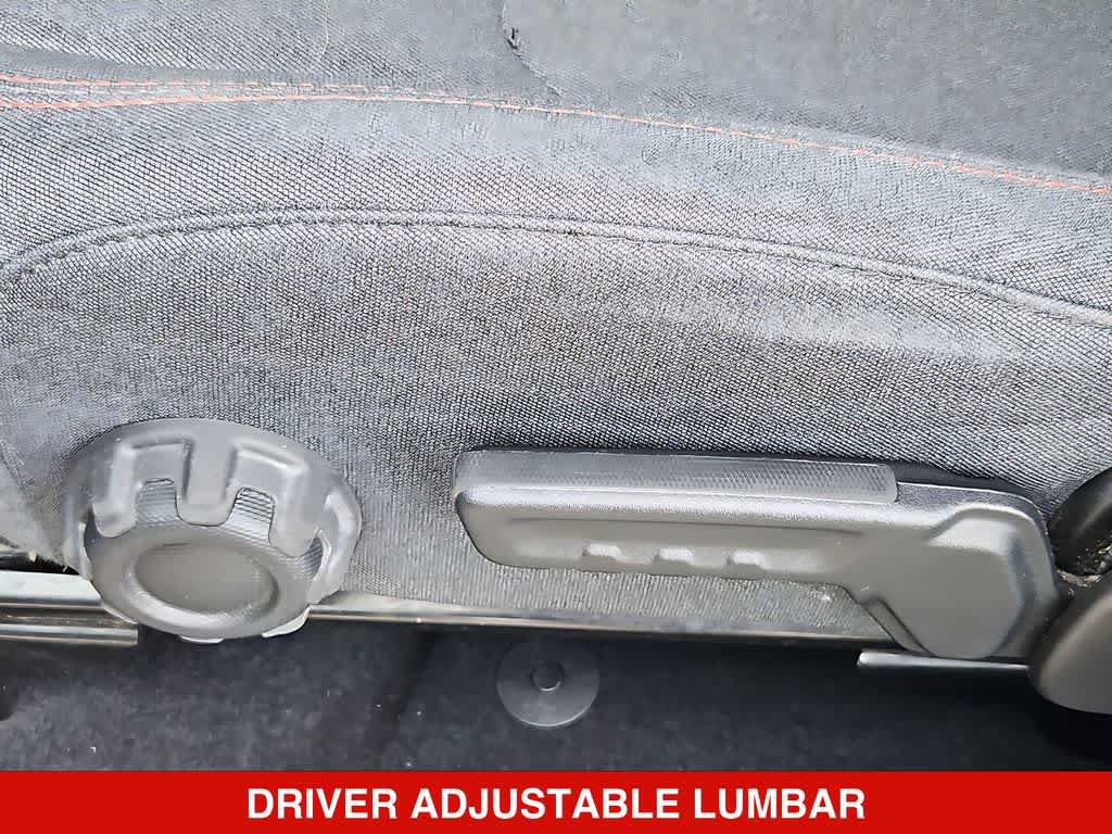 Used 2024 Jeep Wrangler Unlimited Rubicon AWD/4WD image 19