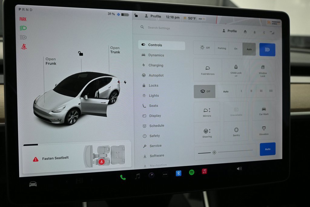 Used 2021 Tesla Model Y Long Range image 14